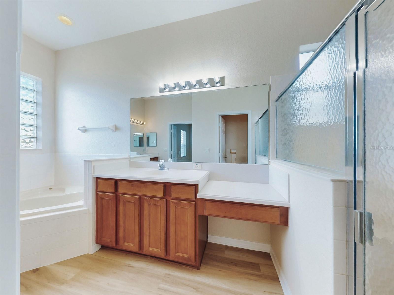 12066 Se 176 Loop Property Photo 25