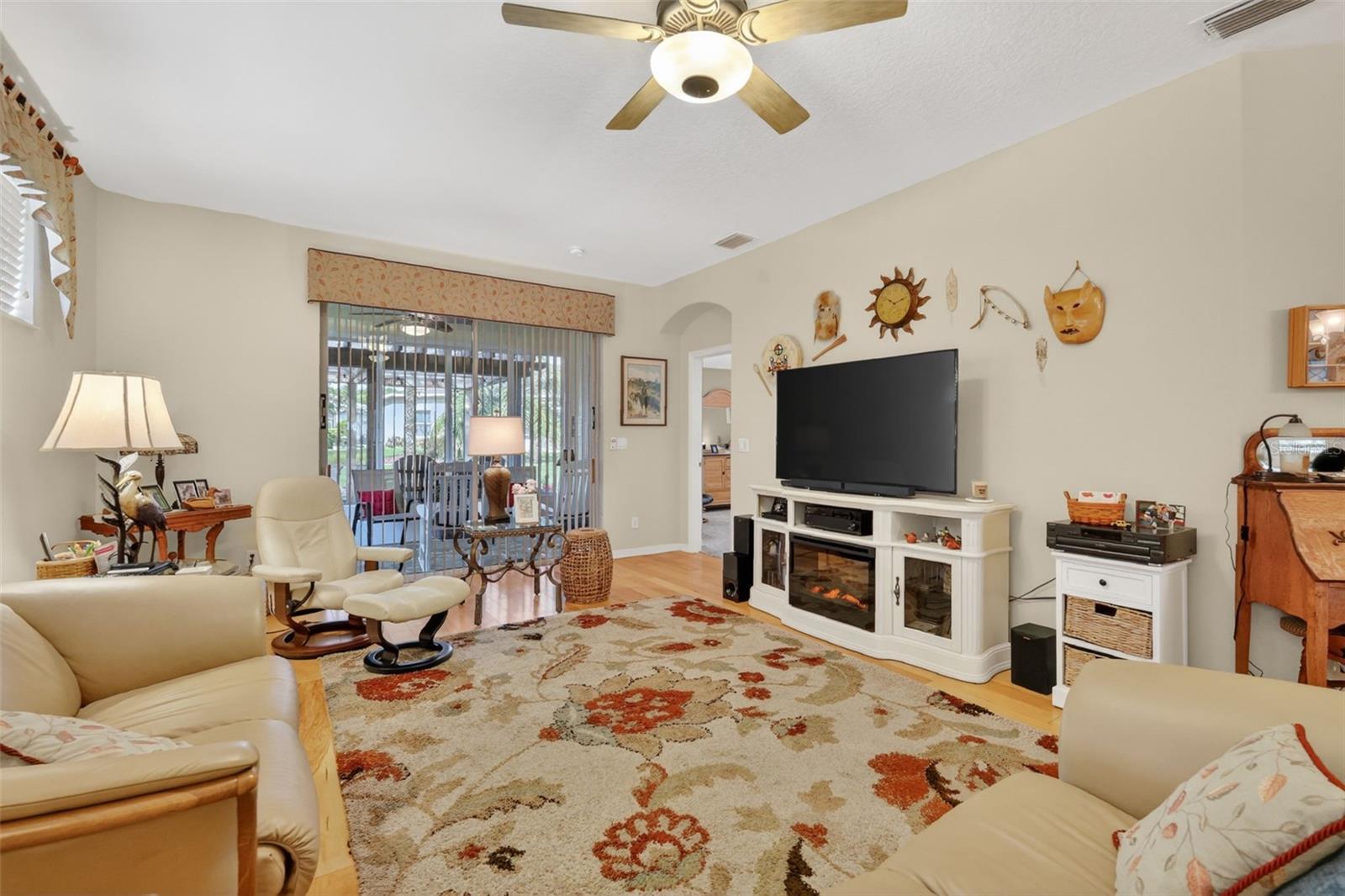5401 Aurora Dr Property Photo 14