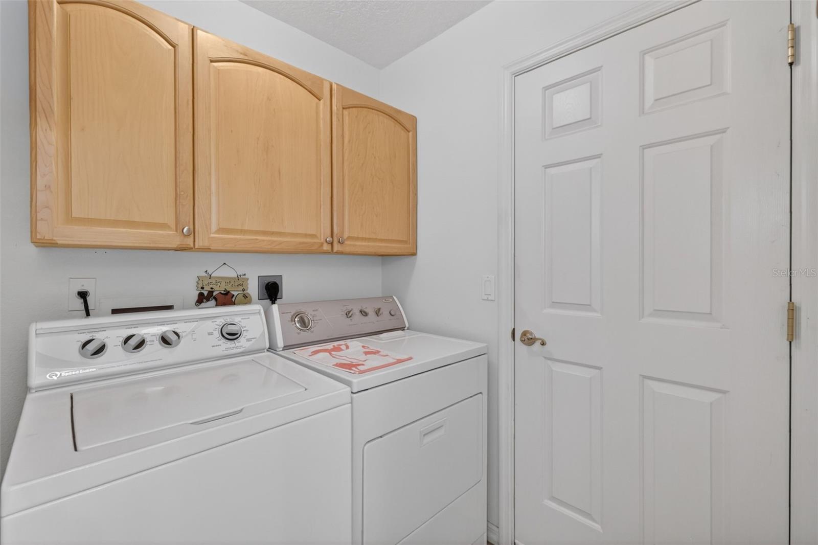 5401 Aurora Dr Property Photo 34