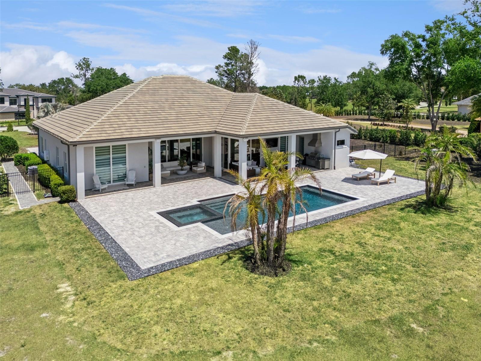 15220 Pendio Dr Property Photo 60