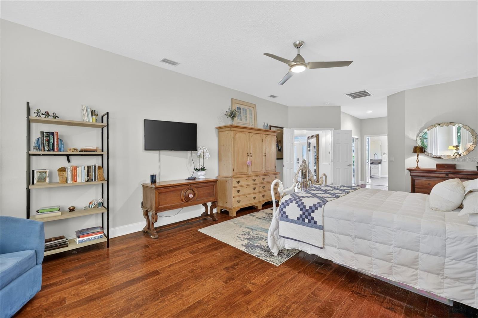 1760 Edgewater Dr Property Photo 33
