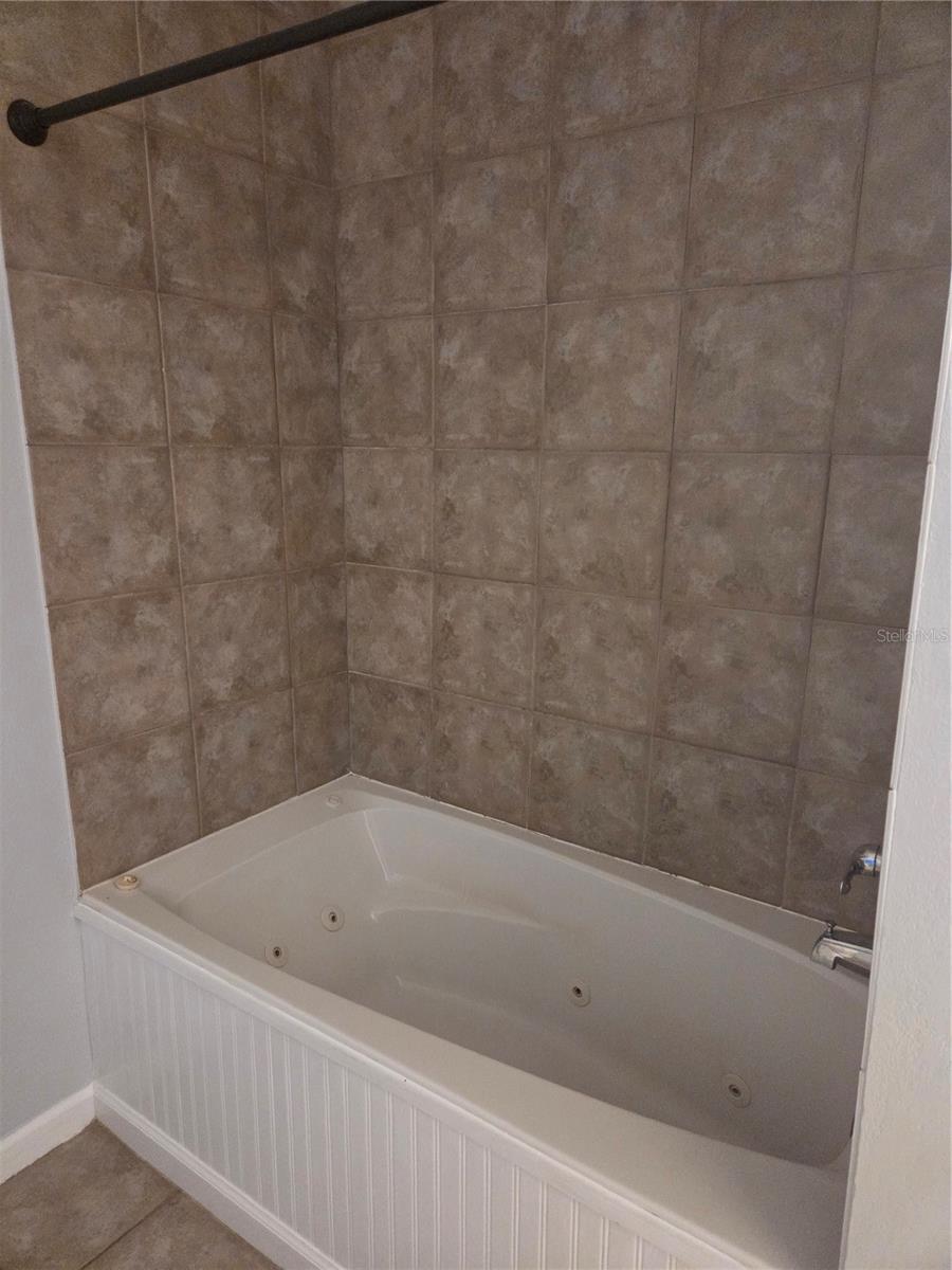 101 E Atwater Ave Property Photo 17