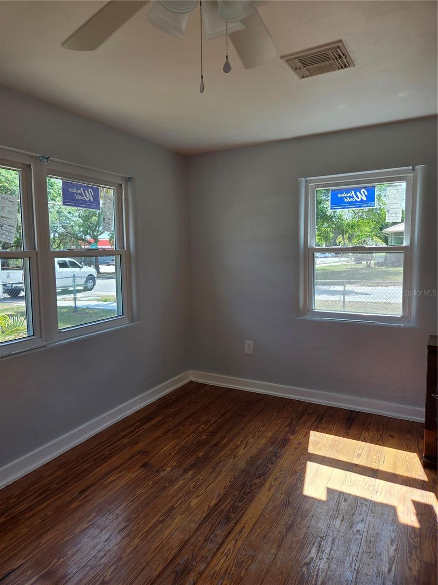 101 E Atwater Ave Property Photo 21
