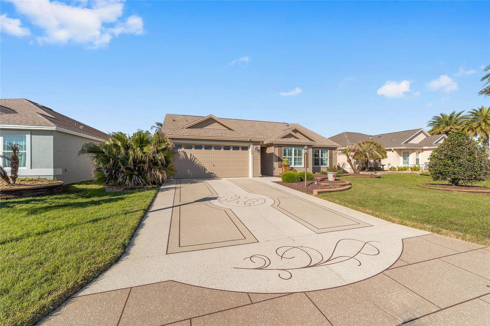 1109 Alcove Loop Property Photo 2