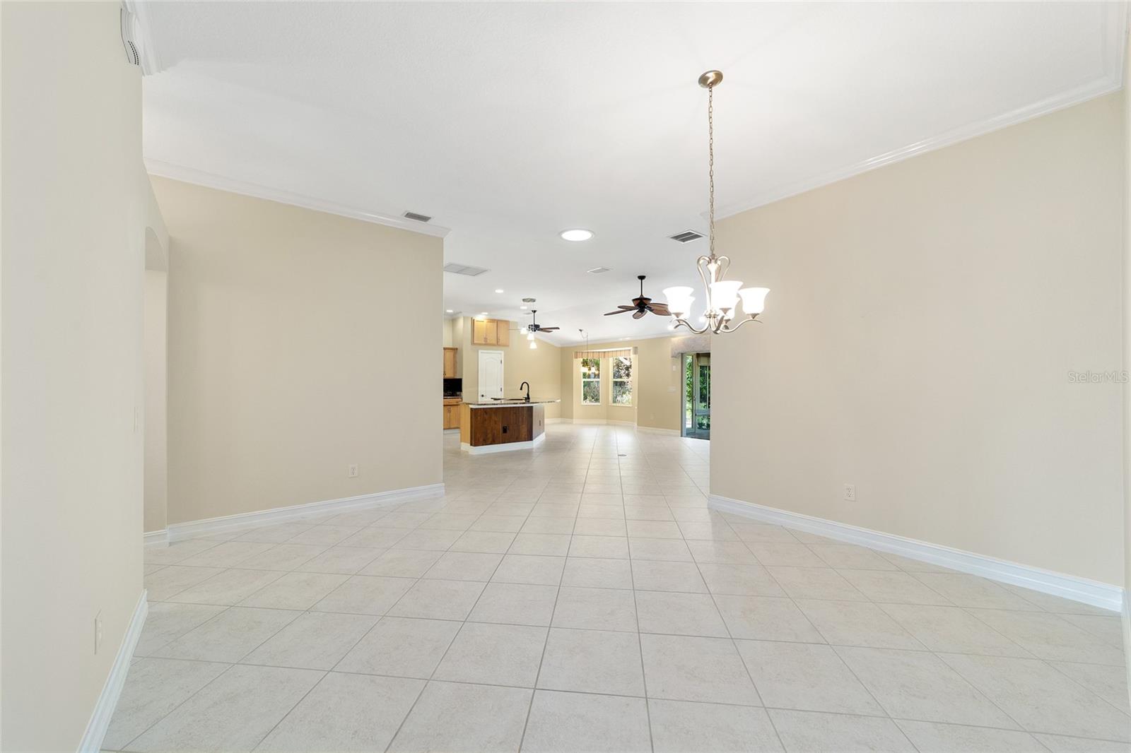 1109 Alcove Loop Property Photo 7