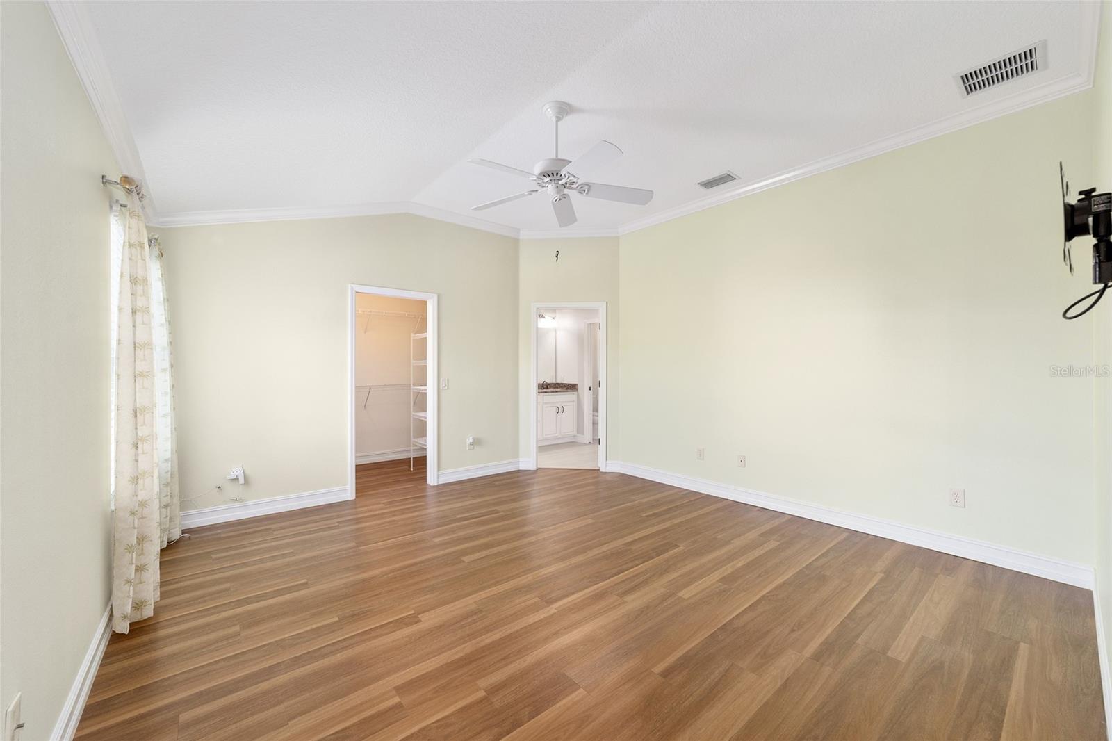 1109 Alcove Loop Property Photo 12