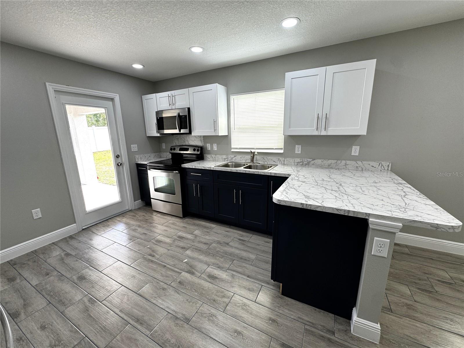 5 Olive Pl Property Photo 6