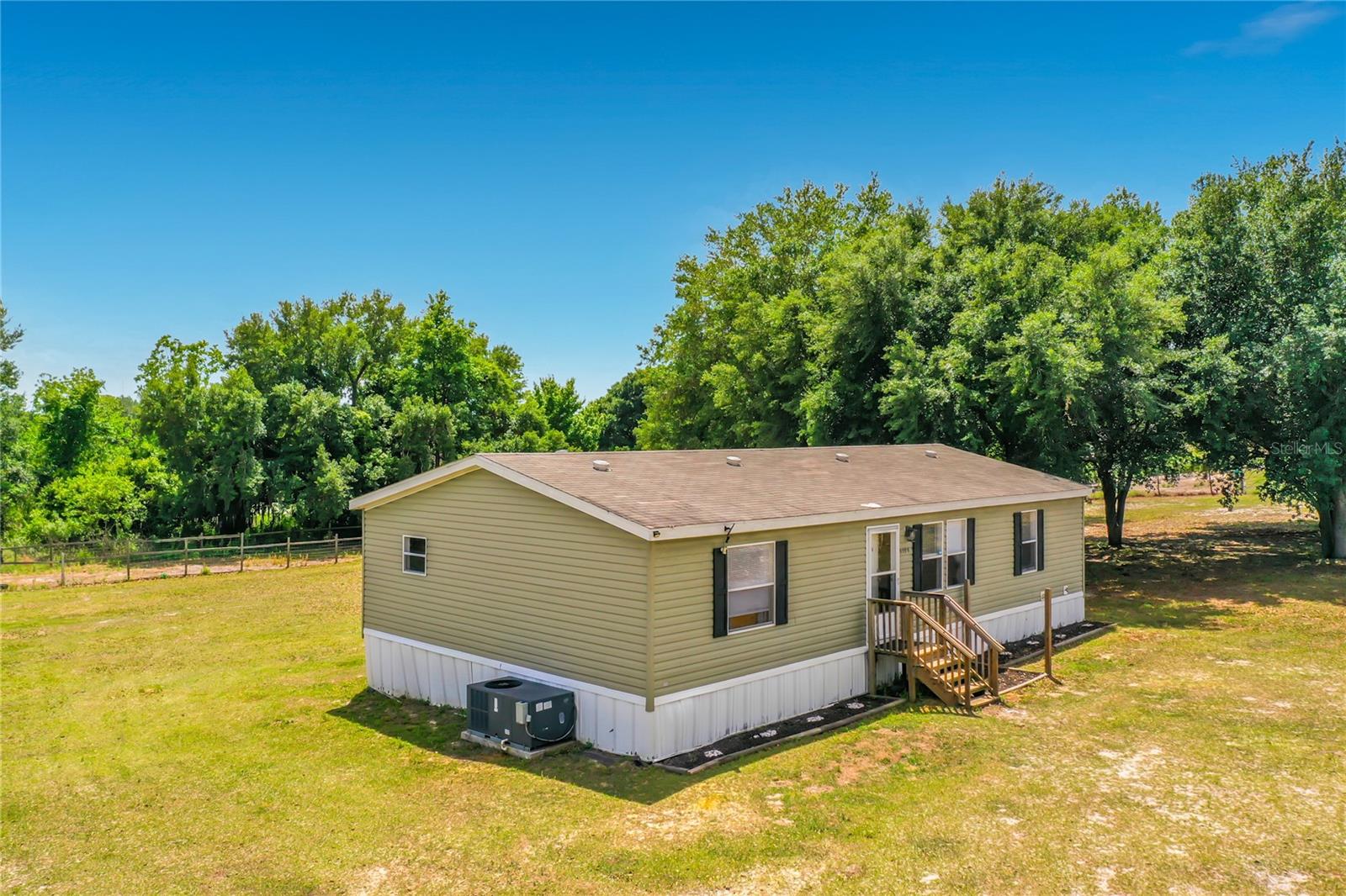 8108 Sergeant Pepper Dr Property Photo 2