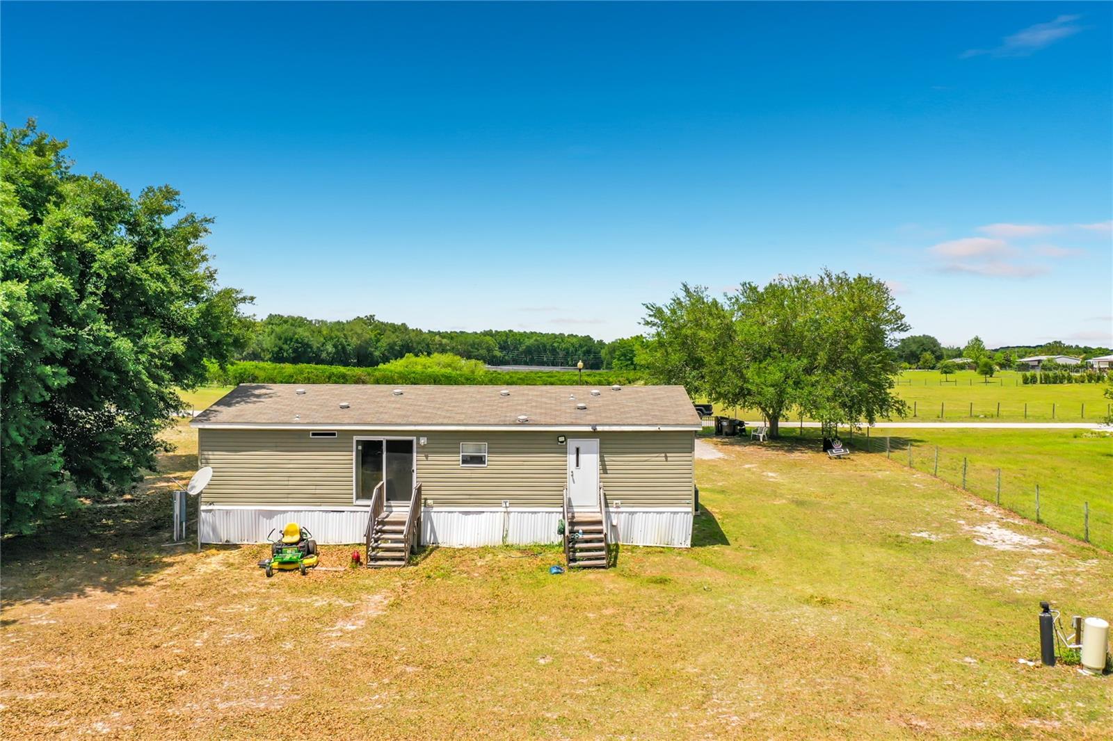 8108 Sergeant Pepper Dr Property Photo 5