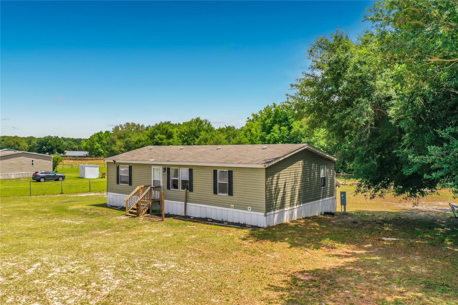 8108 Sergeant Pepper Dr Property Photo 6