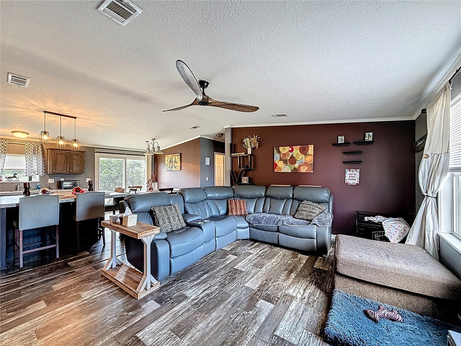 8108 Sergeant Pepper Dr Property Photo 14