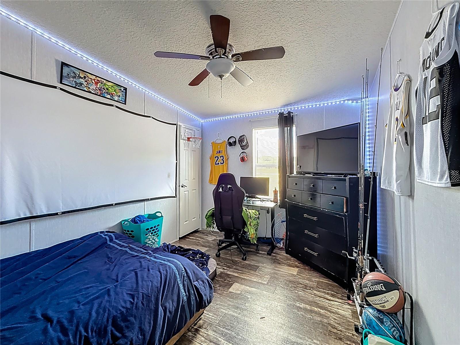 8108 Sergeant Pepper Dr Property Photo 33