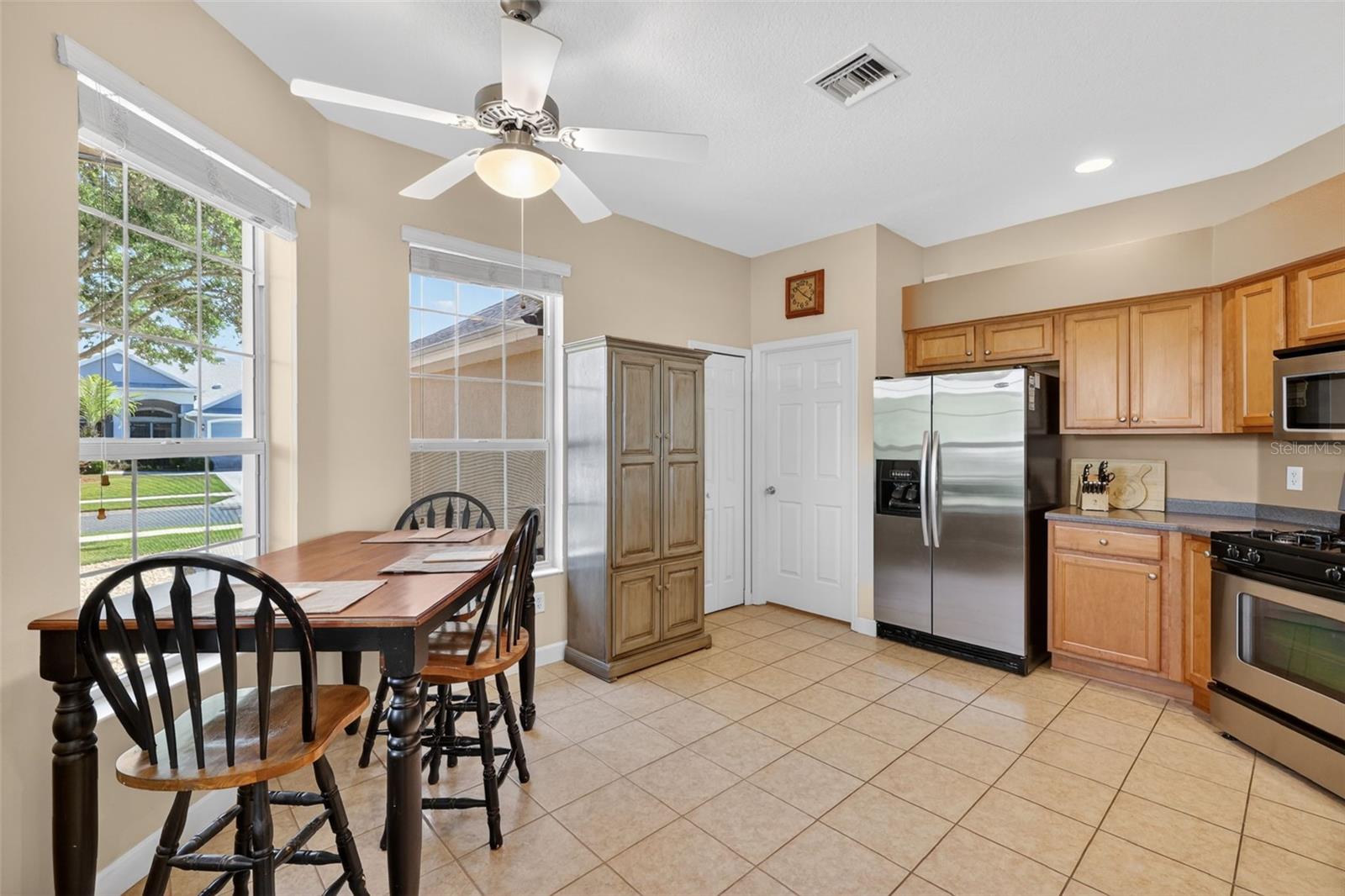 2359 Wakefield Way Property Photo 15