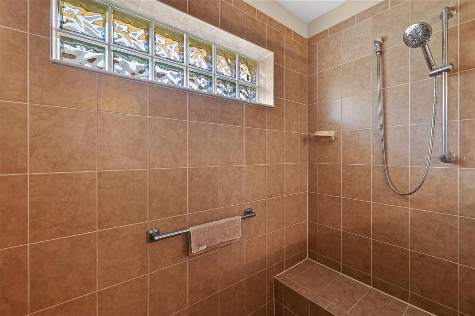 2359 Wakefield Way Property Photo 32