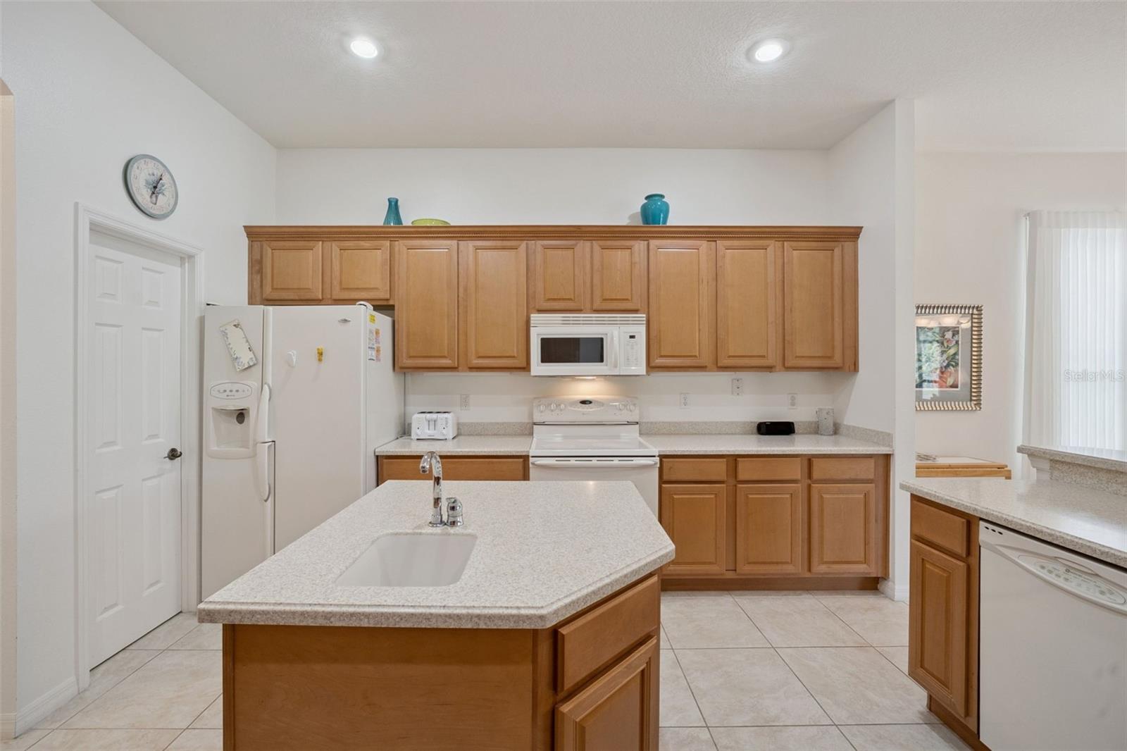 3719 Belle Rose Dr Property Photo 13
