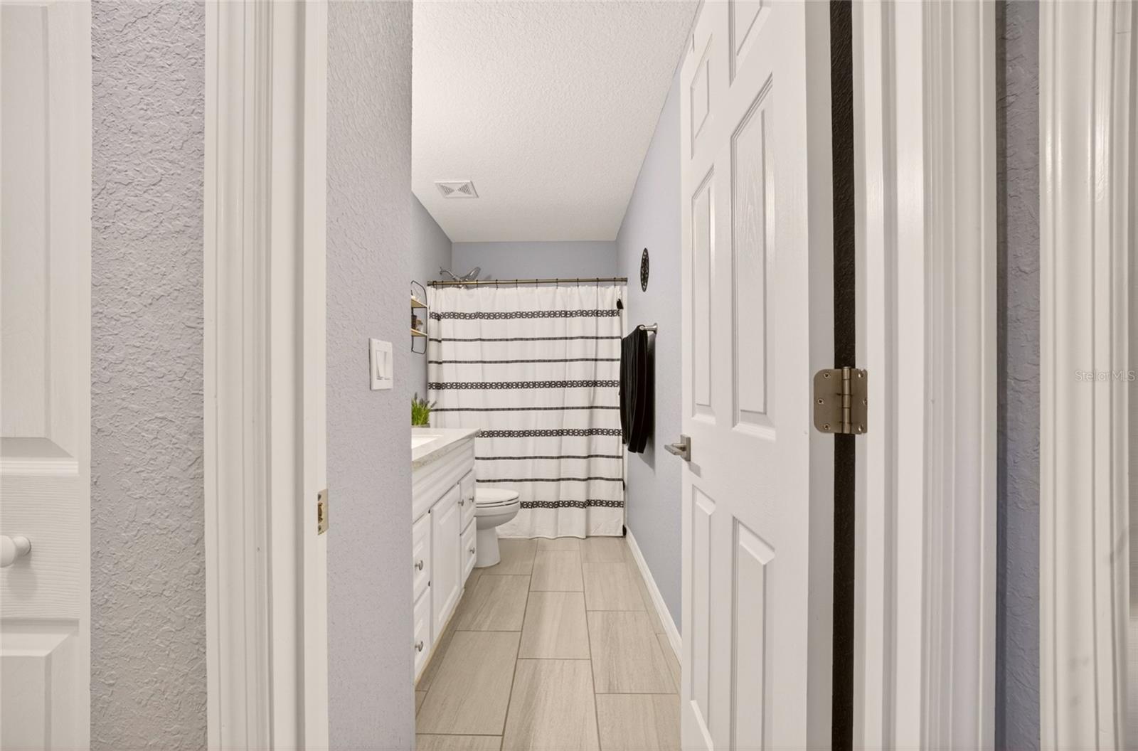 7029 Hemlock Course Property Photo 9