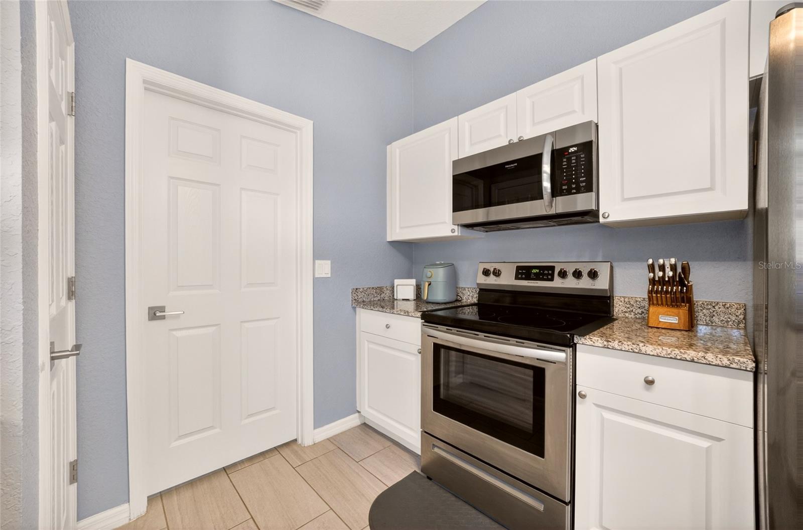 7029 Hemlock Course Property Photo 25
