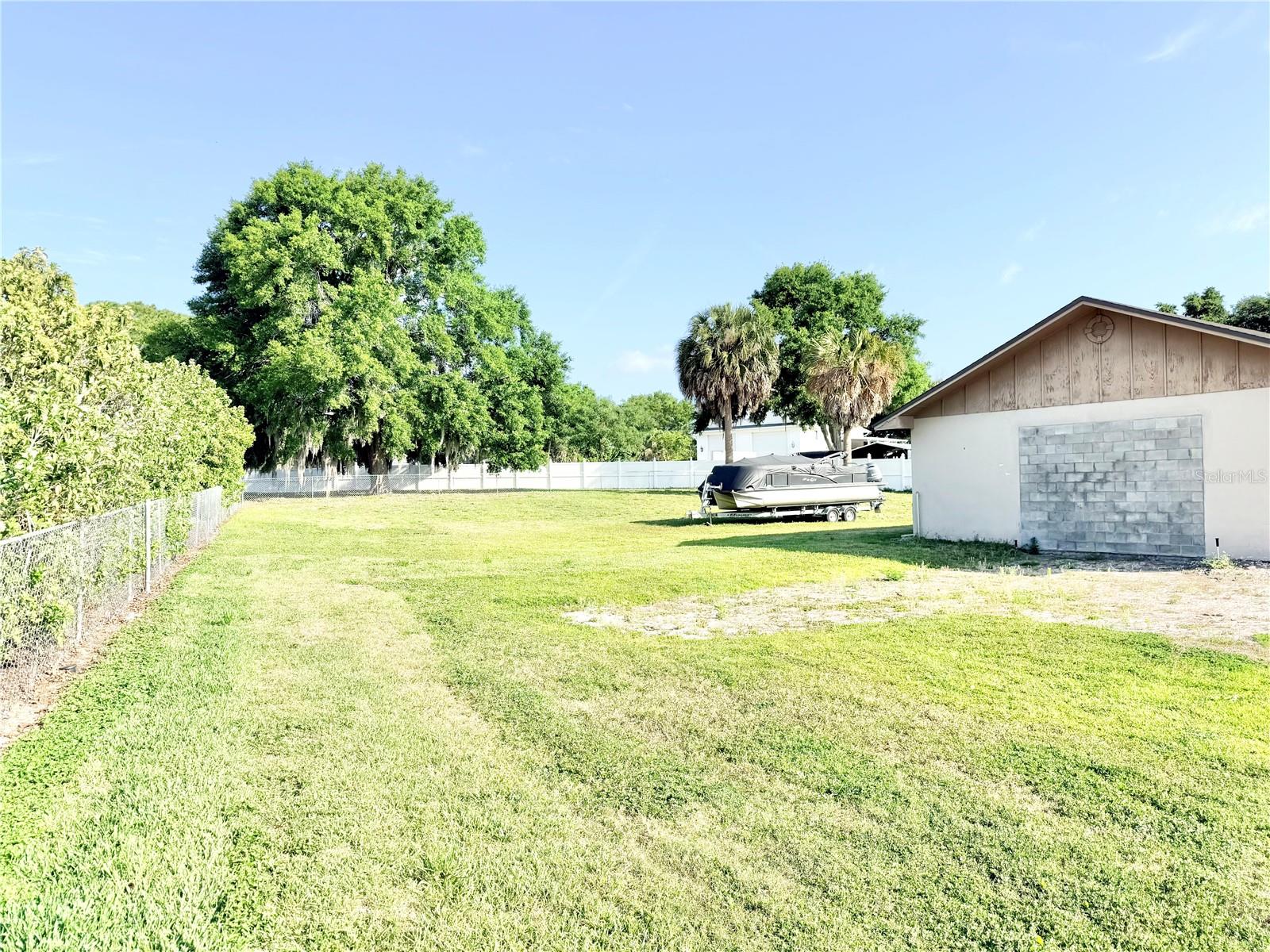 3155 Lakeshore Dr Property Photo 26