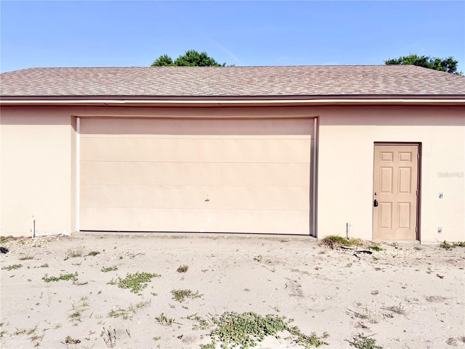 3155 Lakeshore Dr Property Photo 45