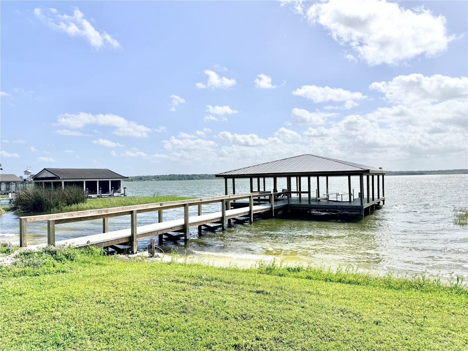 3155 Lakeshore Dr Property Photo 68