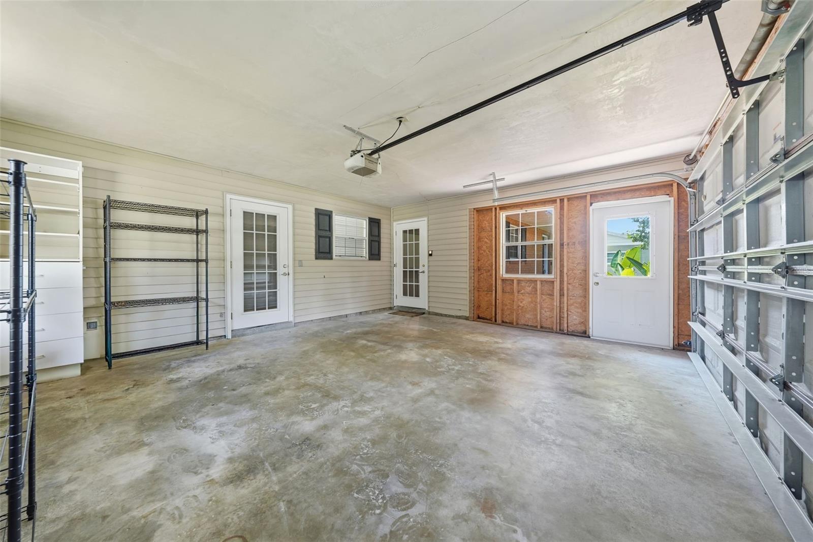 3996 Lake Eleanor Dr Property Photo 5