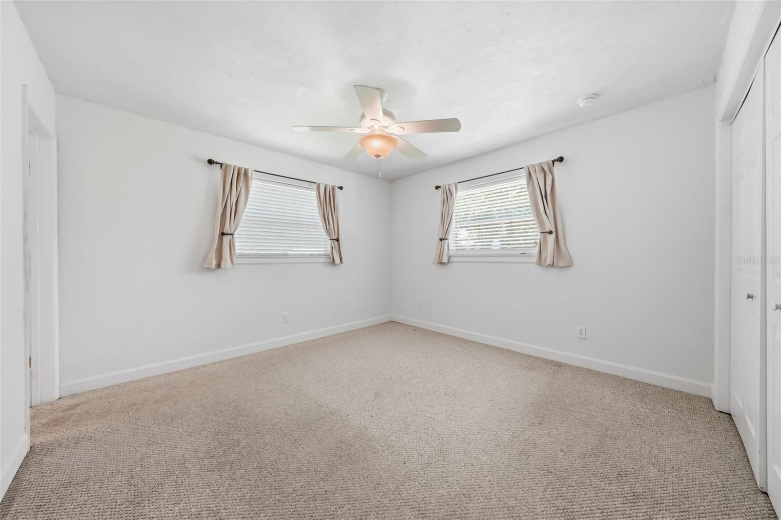 3996 Lake Eleanor Dr Property Photo 25
