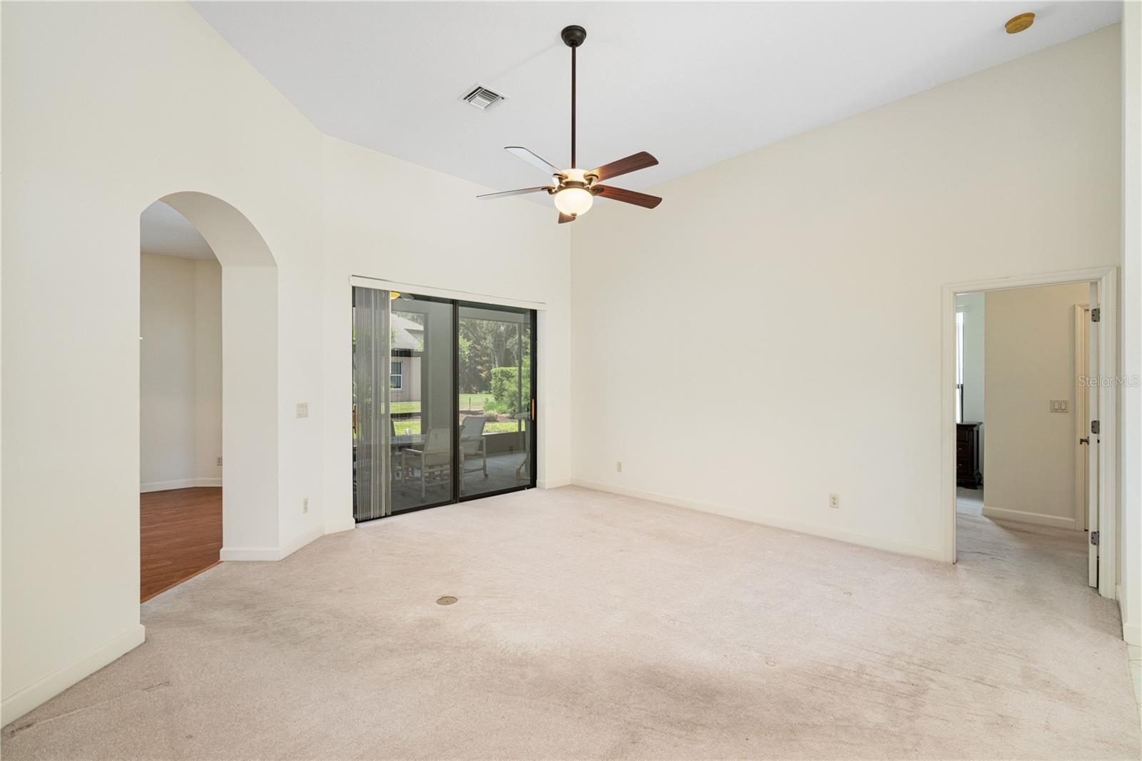8061 Waterbury Way Property Photo 7