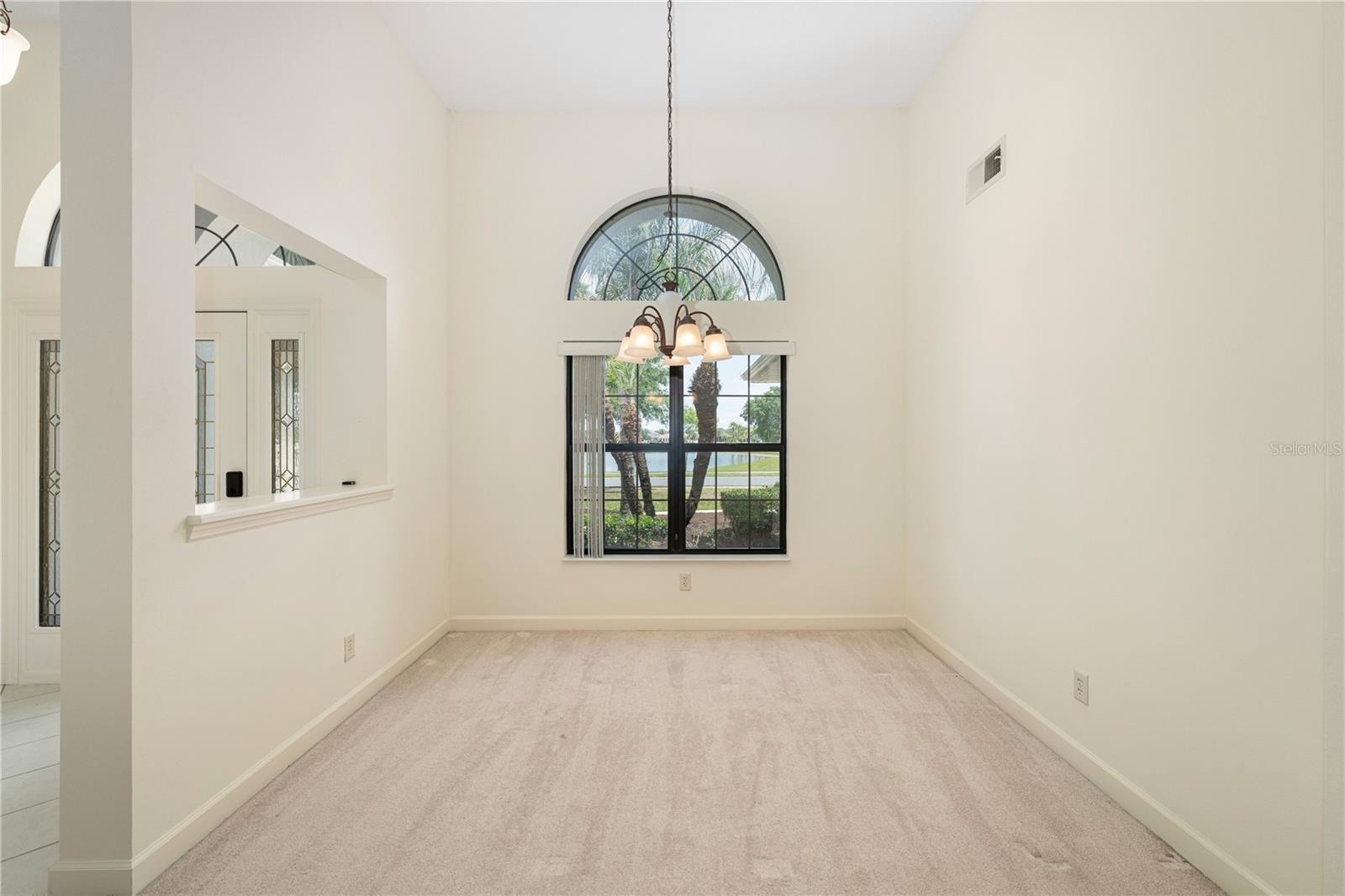 8061 Waterbury Way Property Photo 12