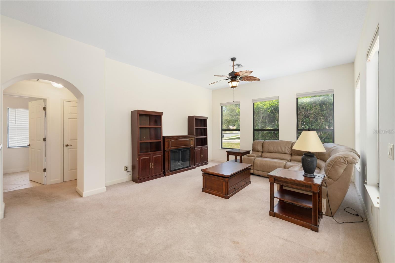 8061 Waterbury Way Property Photo 23