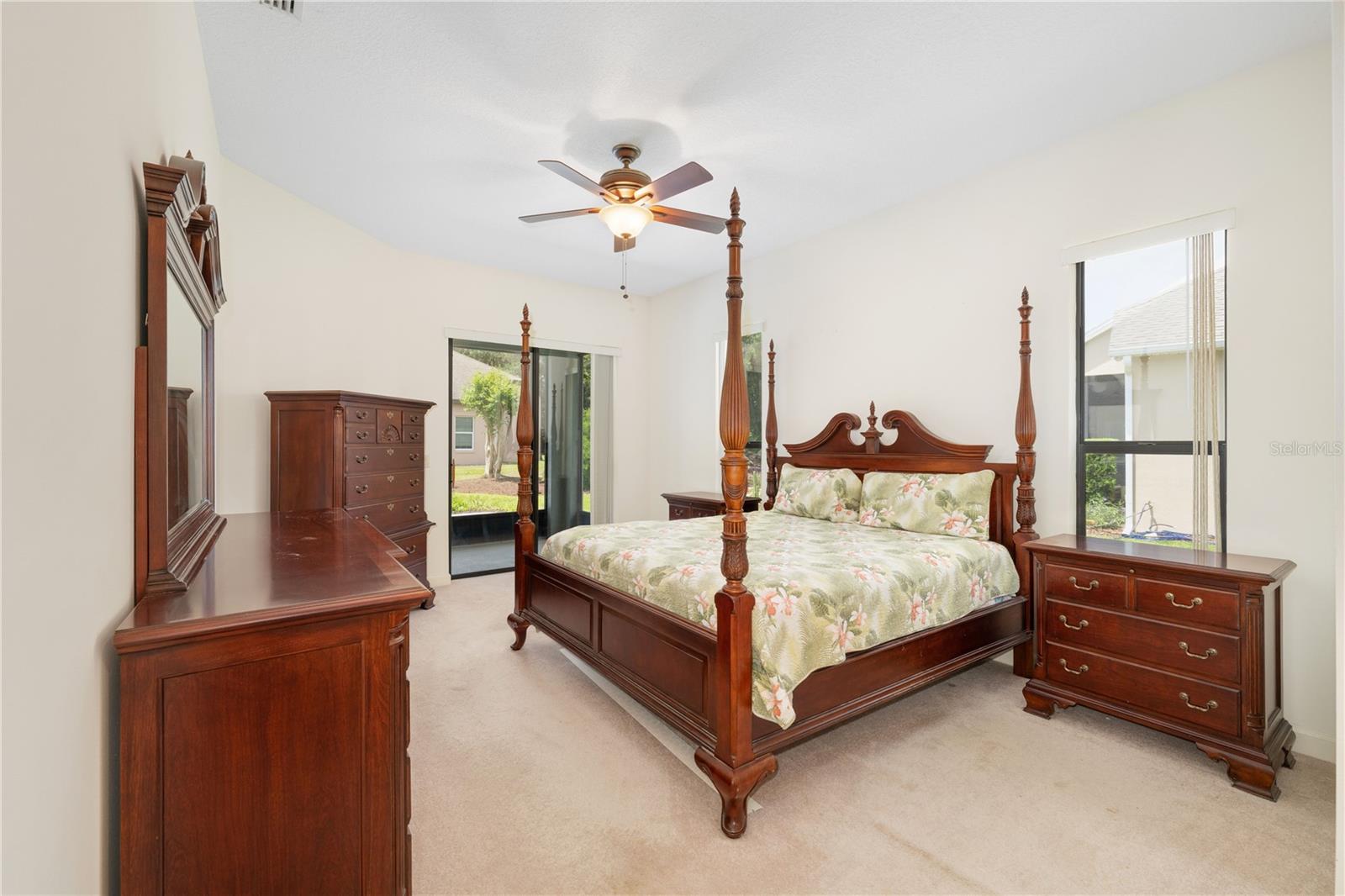 8061 Waterbury Way Property Photo 26