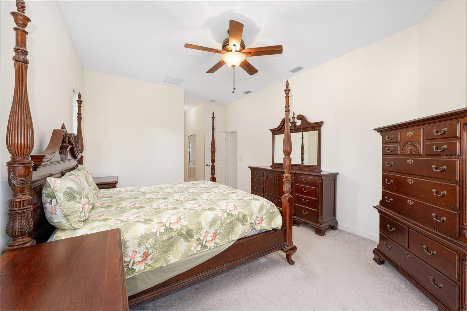 8061 Waterbury Way Property Photo 27