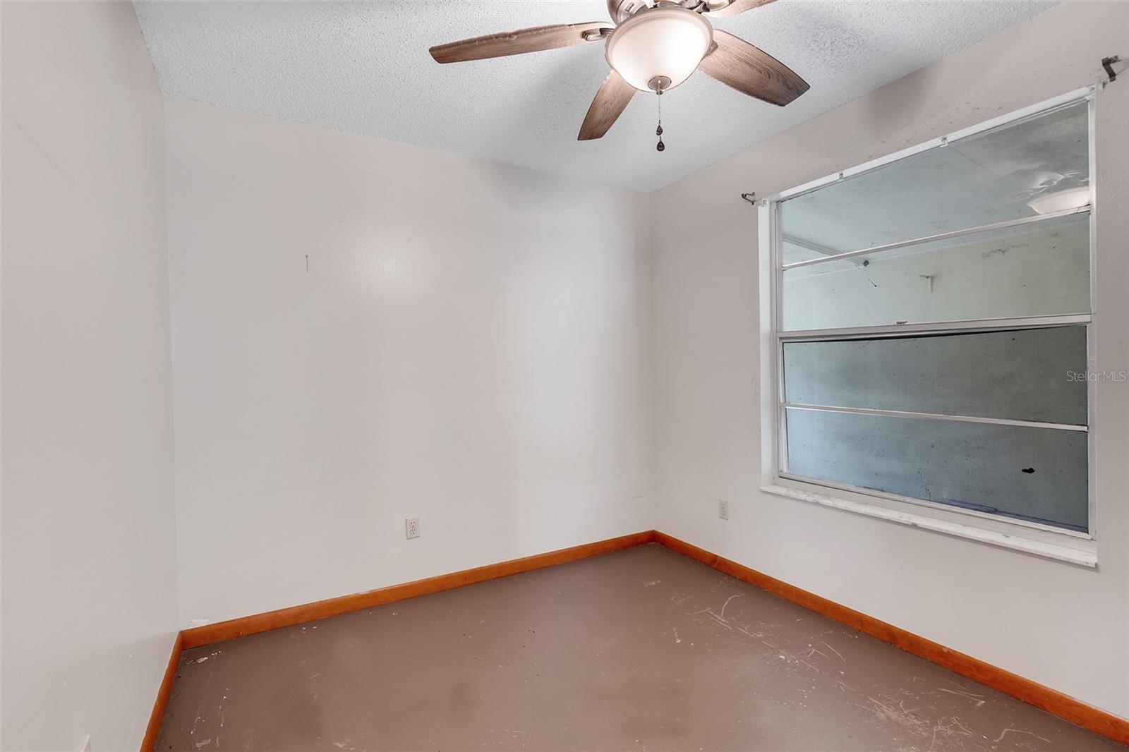 11411 Huggins St Property Photo 15