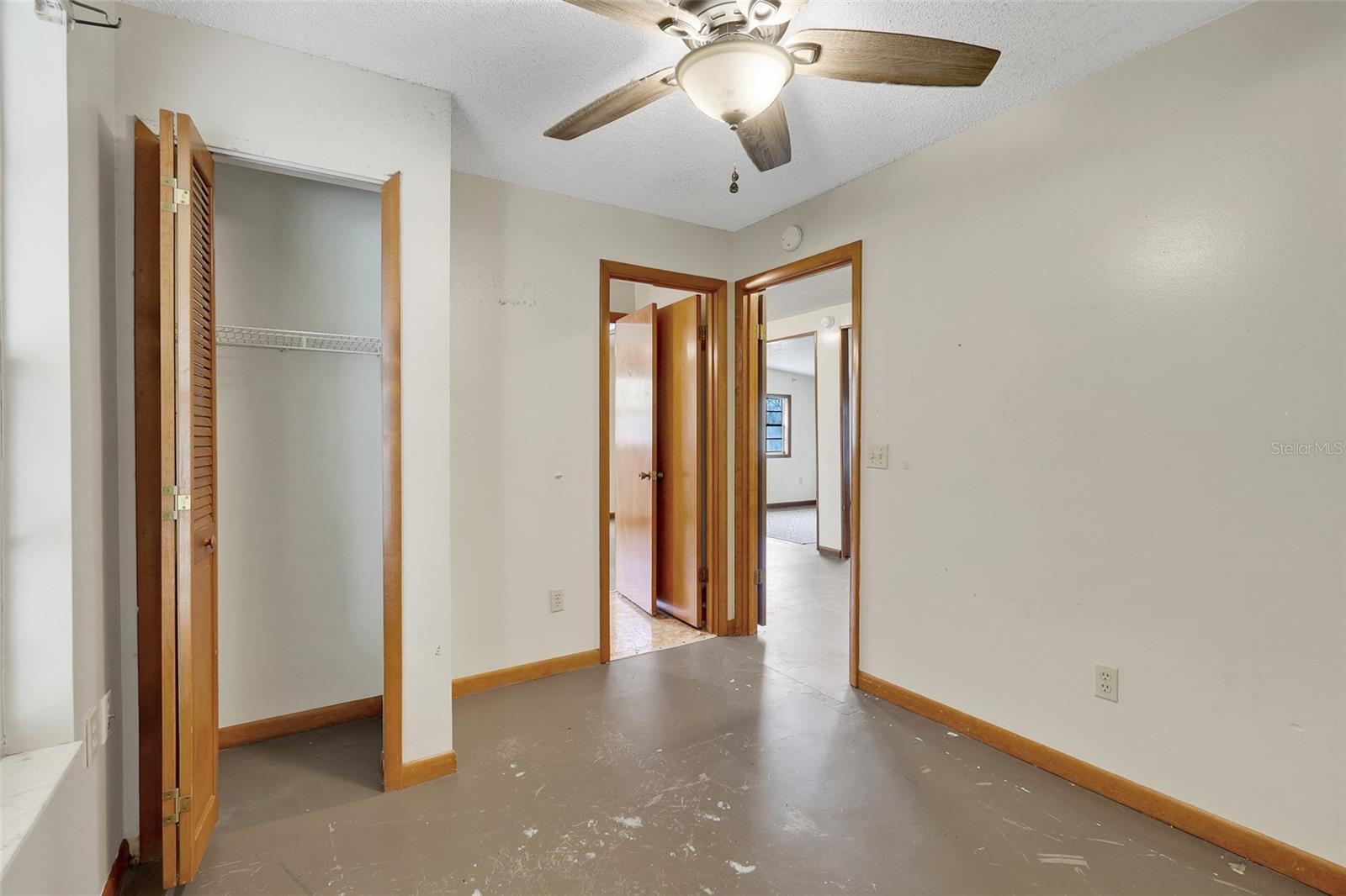 11411 Huggins St Property Photo 16