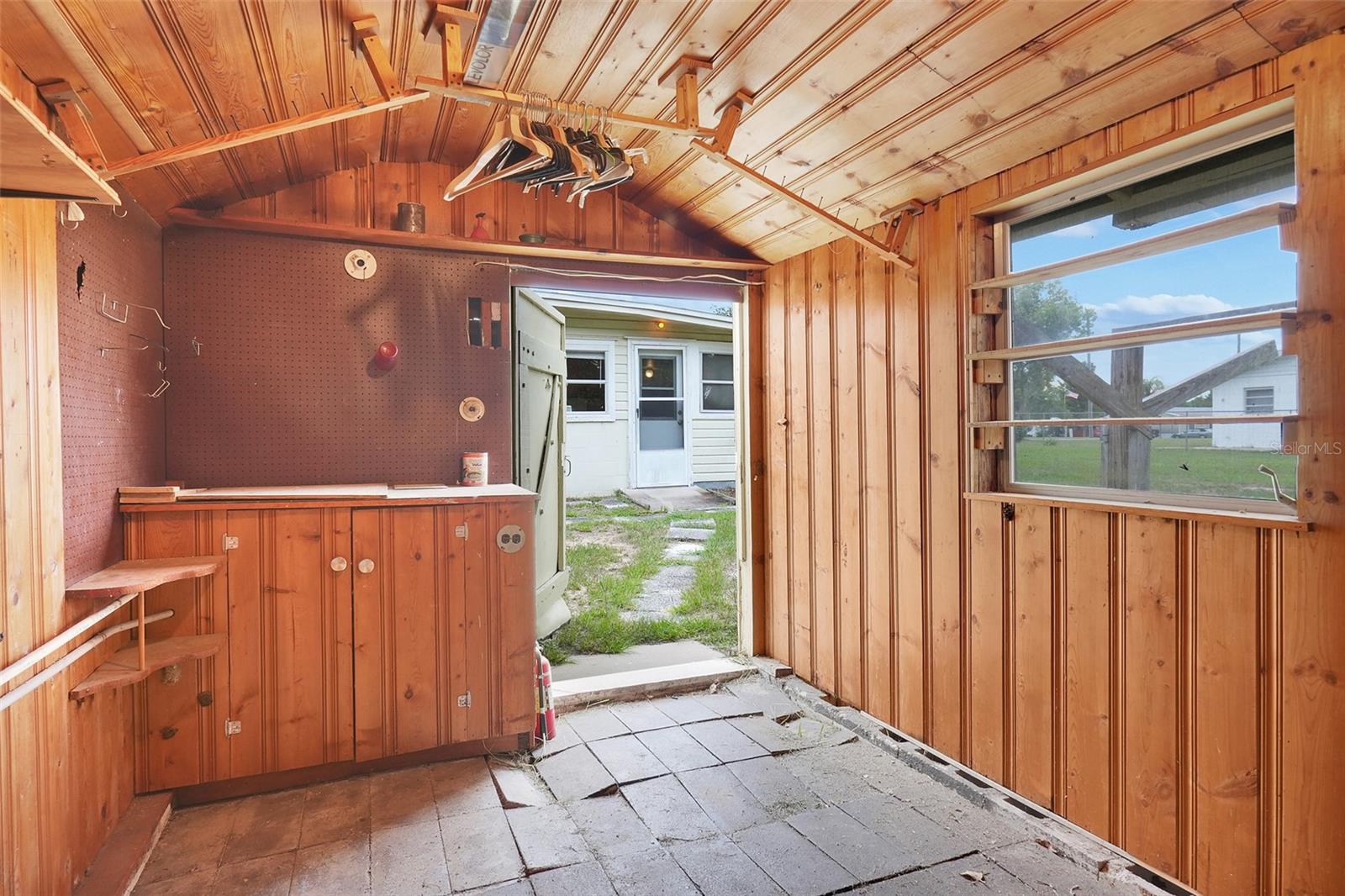 11411 Huggins St Property Photo 26