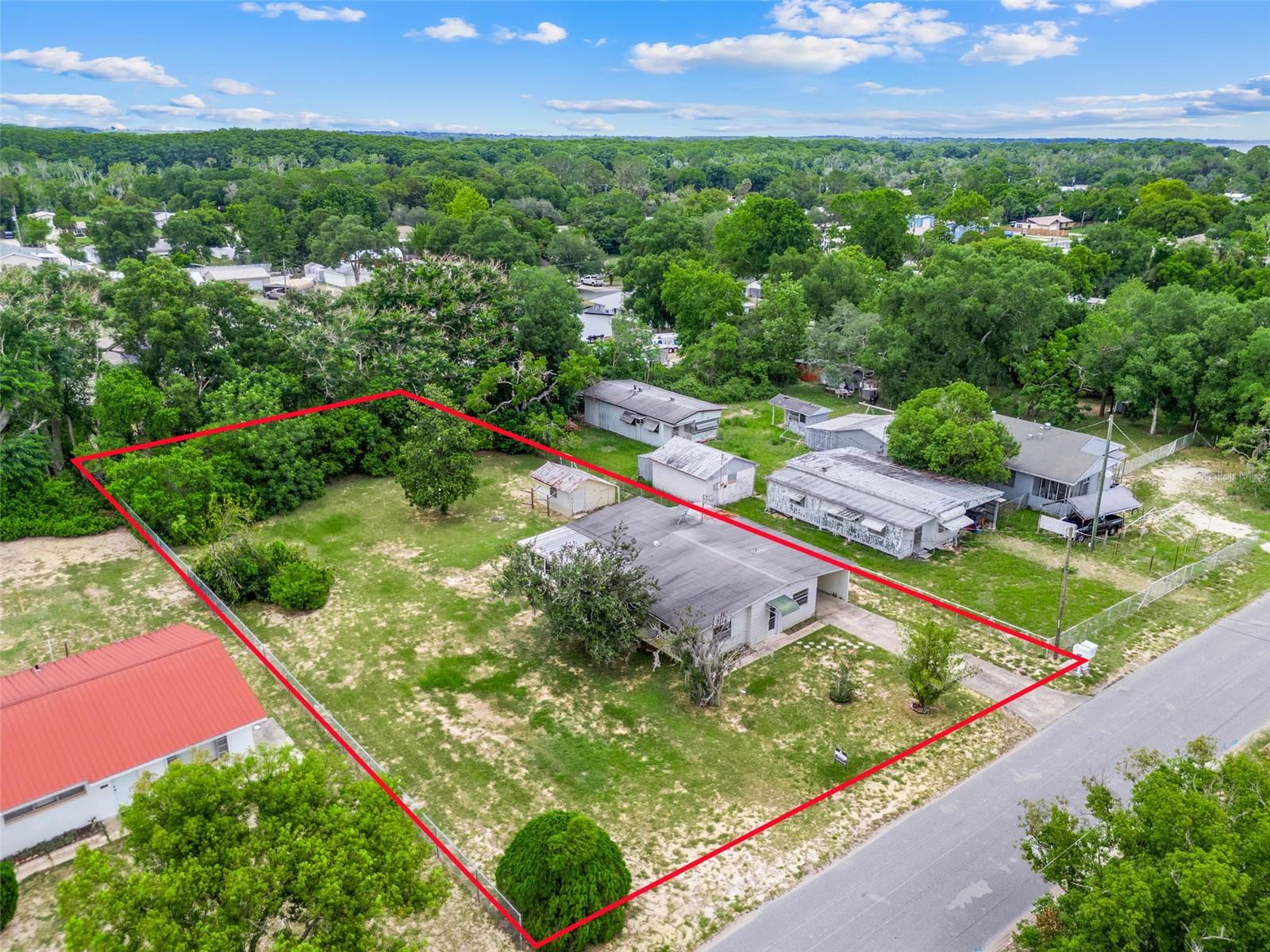 11411 Huggins St Property Photo 30