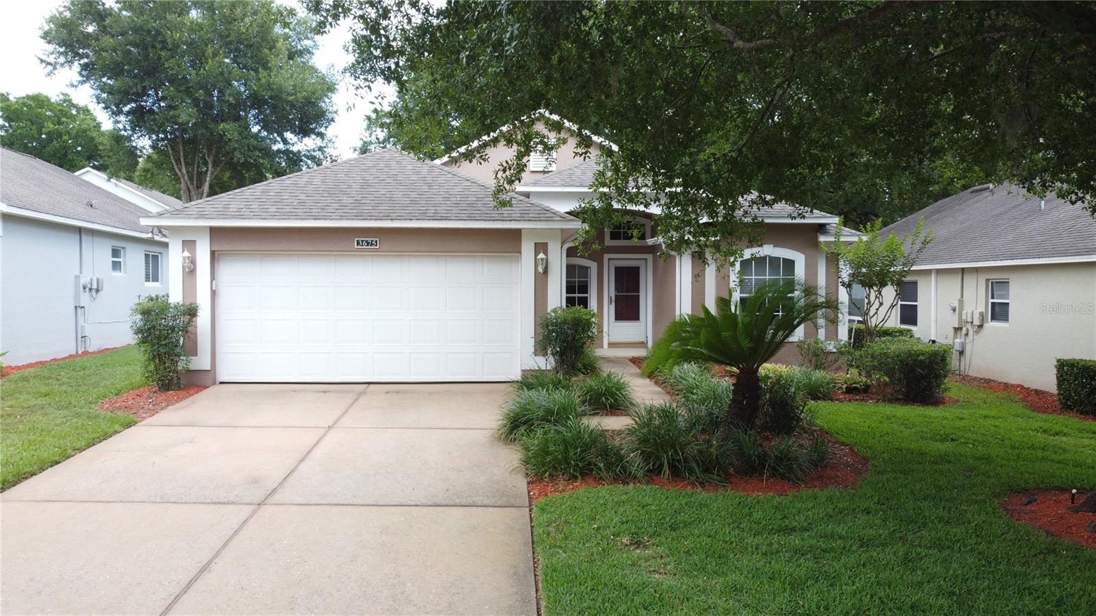 3675 Eversholt St Property Photo 1