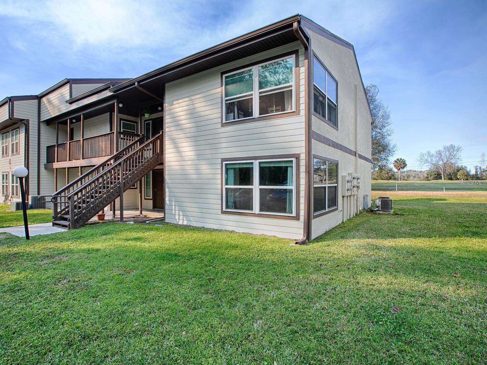 24104 Sandalwood Dr #104 Property Photo 11