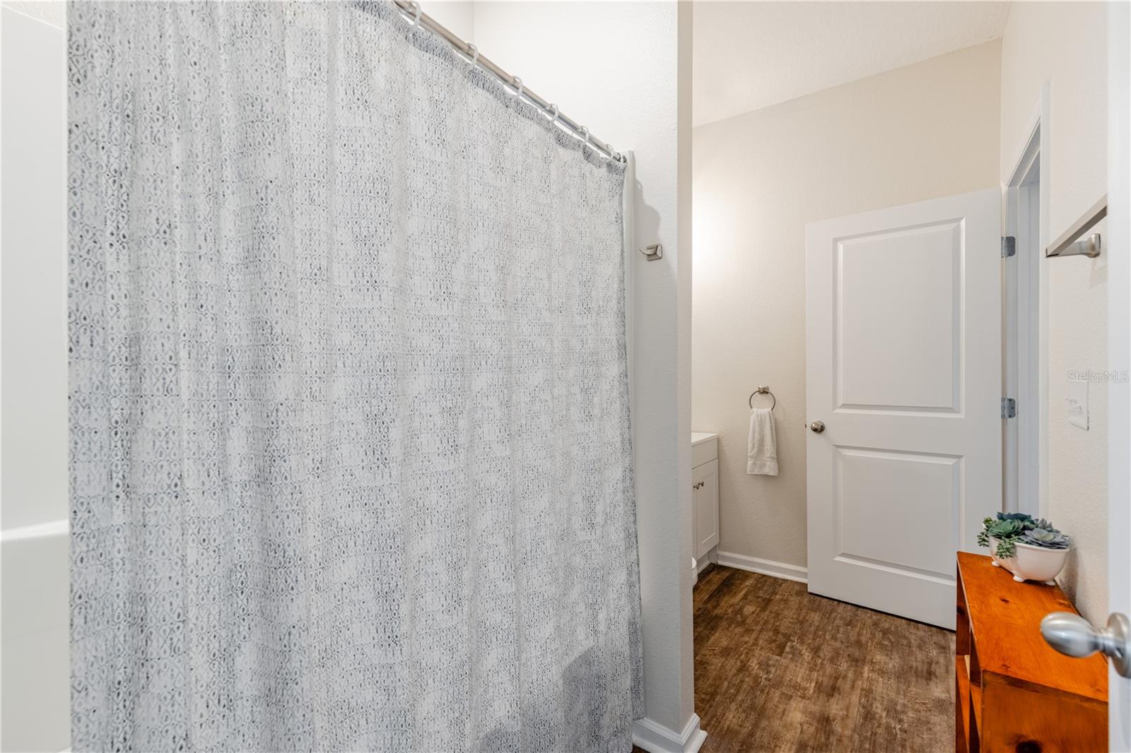 346 Eaglecrest Dr Property Photo 8
