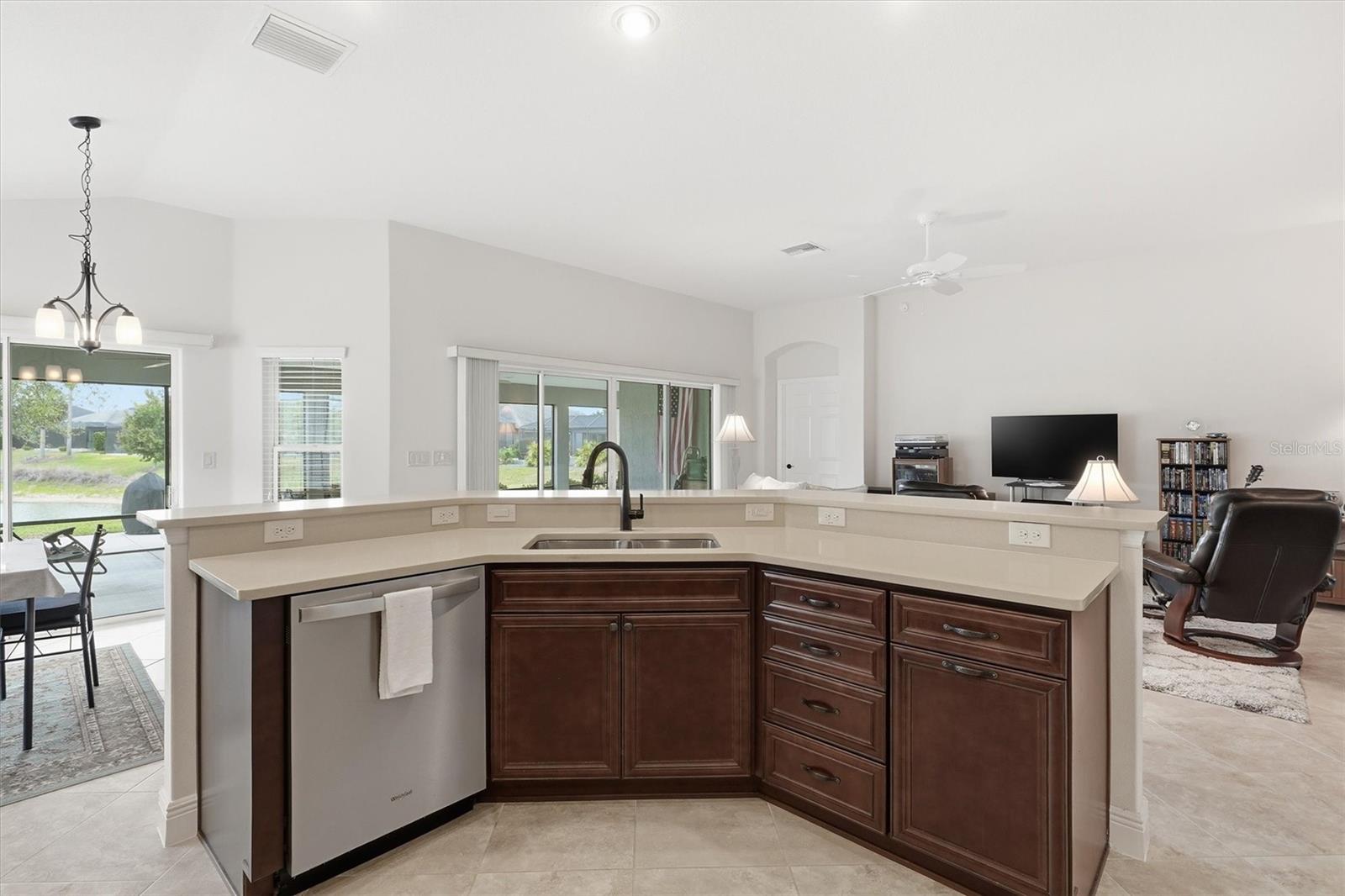 5819 White Ibis Run Property Photo 7