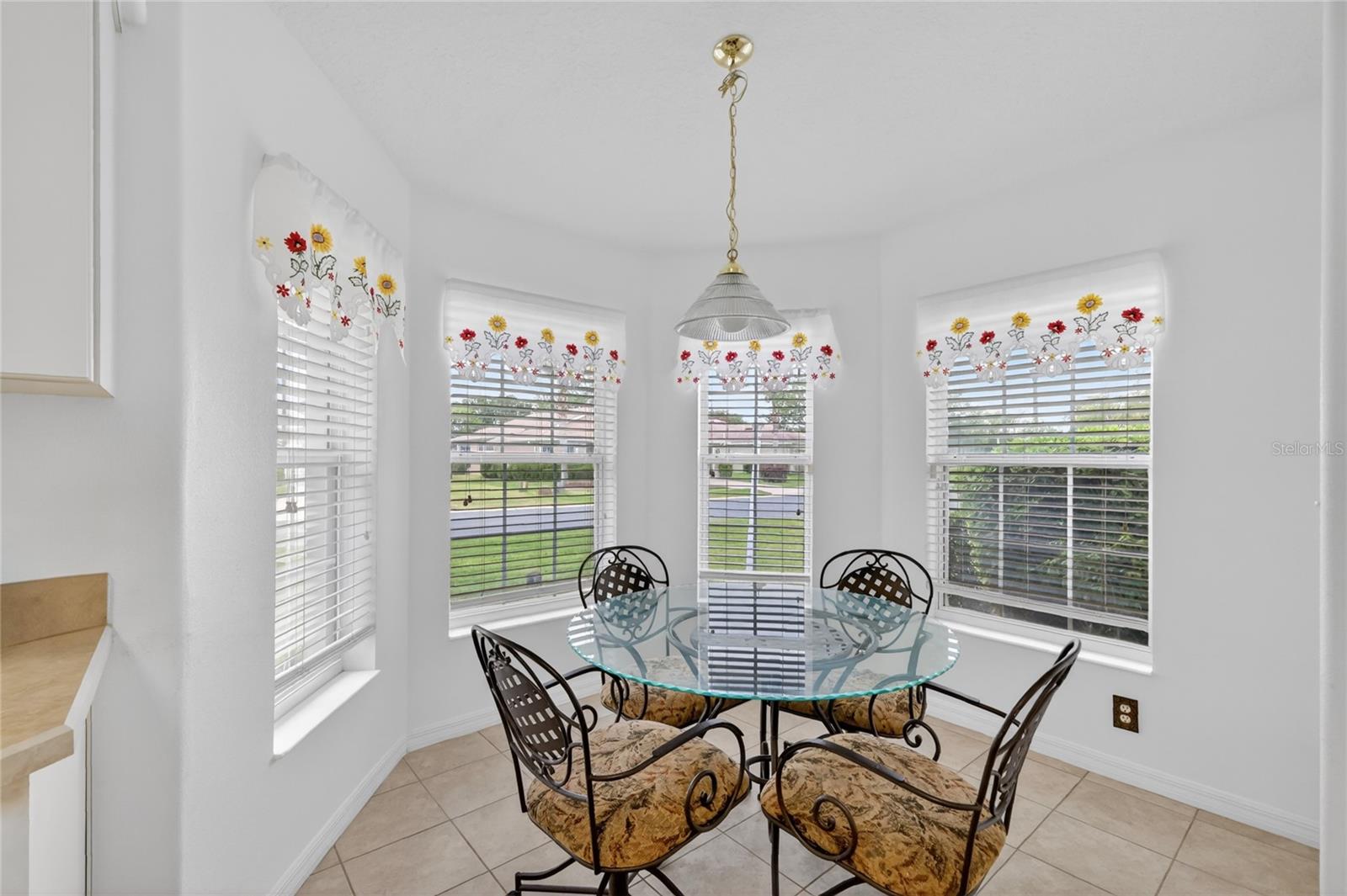 27545 Discover Ct Property Photo 18