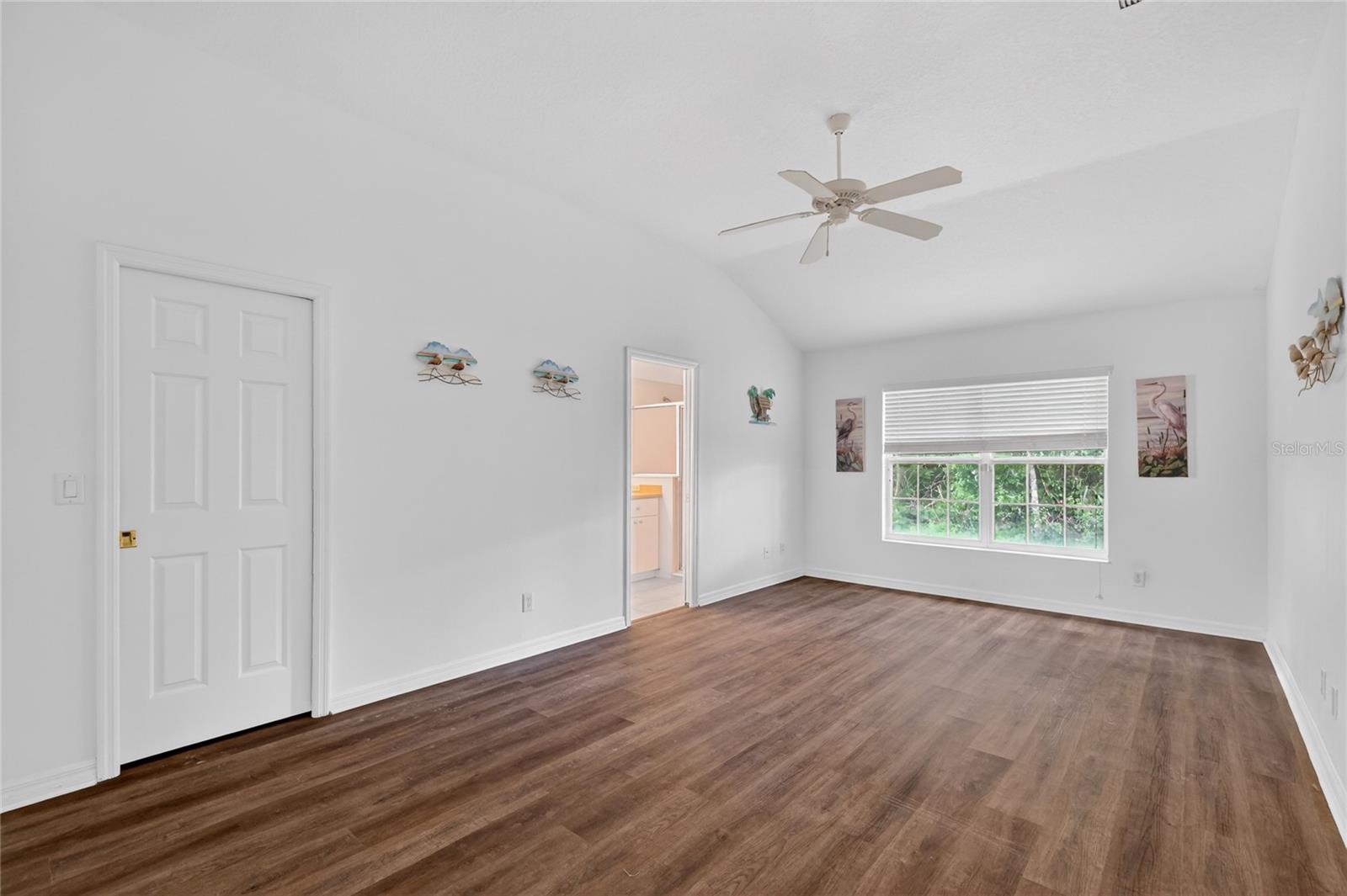 27545 Discover Ct Property Photo 19