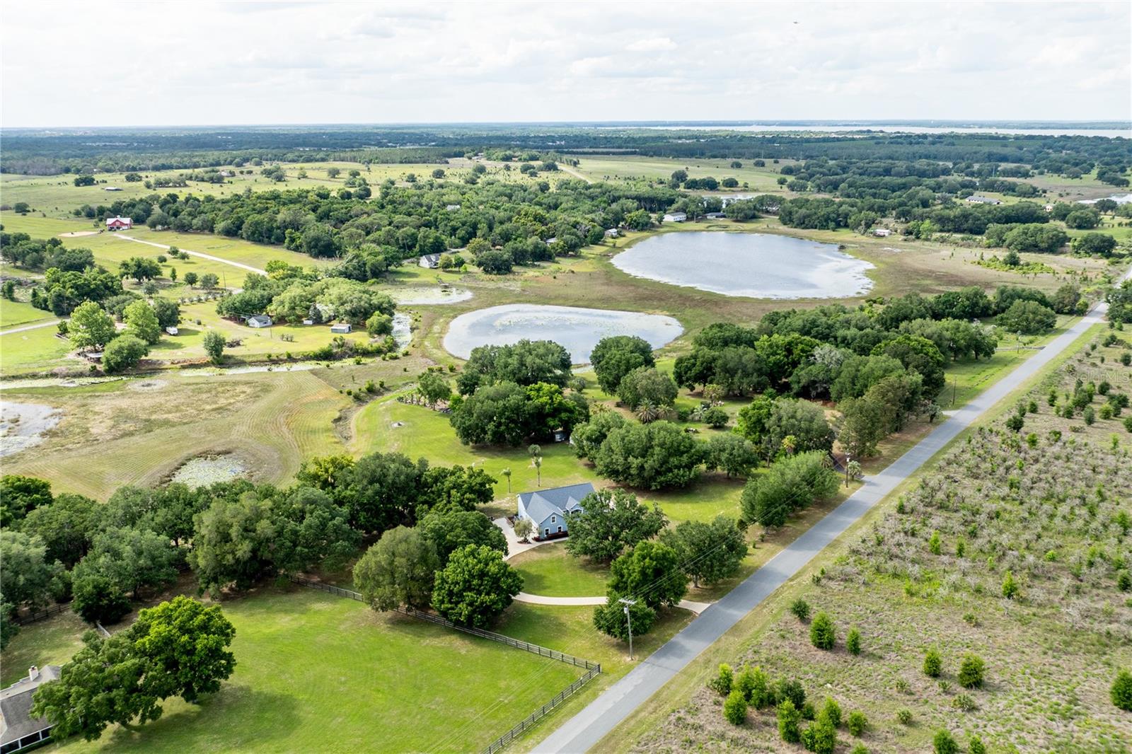 25101 Turkey Lake Rd Property Photo 3
