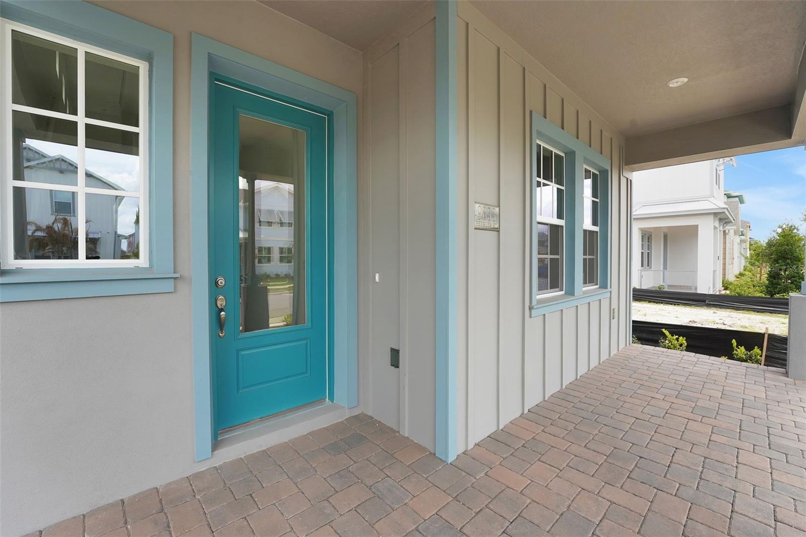 9853 Peebles St Property Photo 6