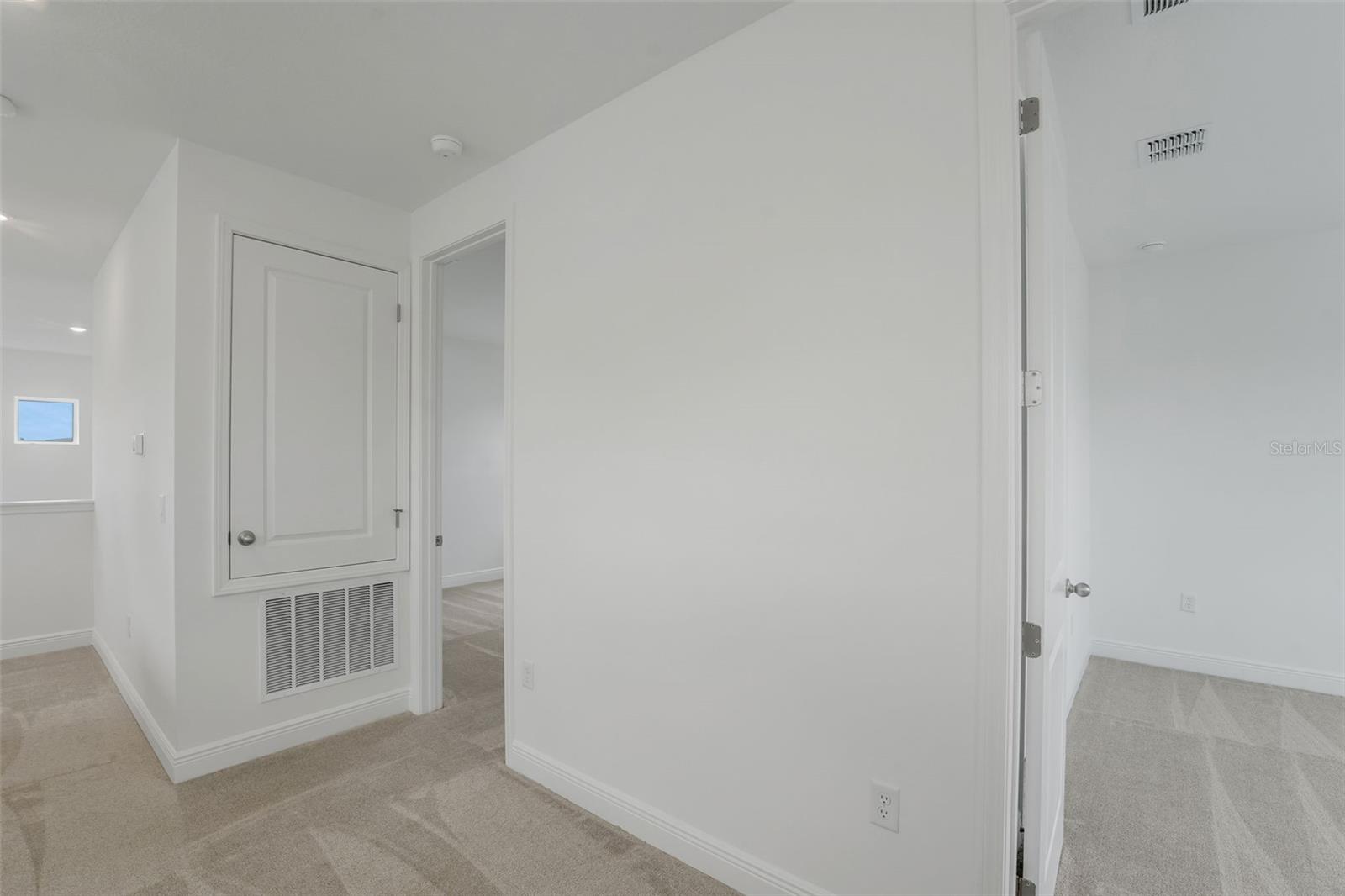 9853 Peebles St Property Photo 26