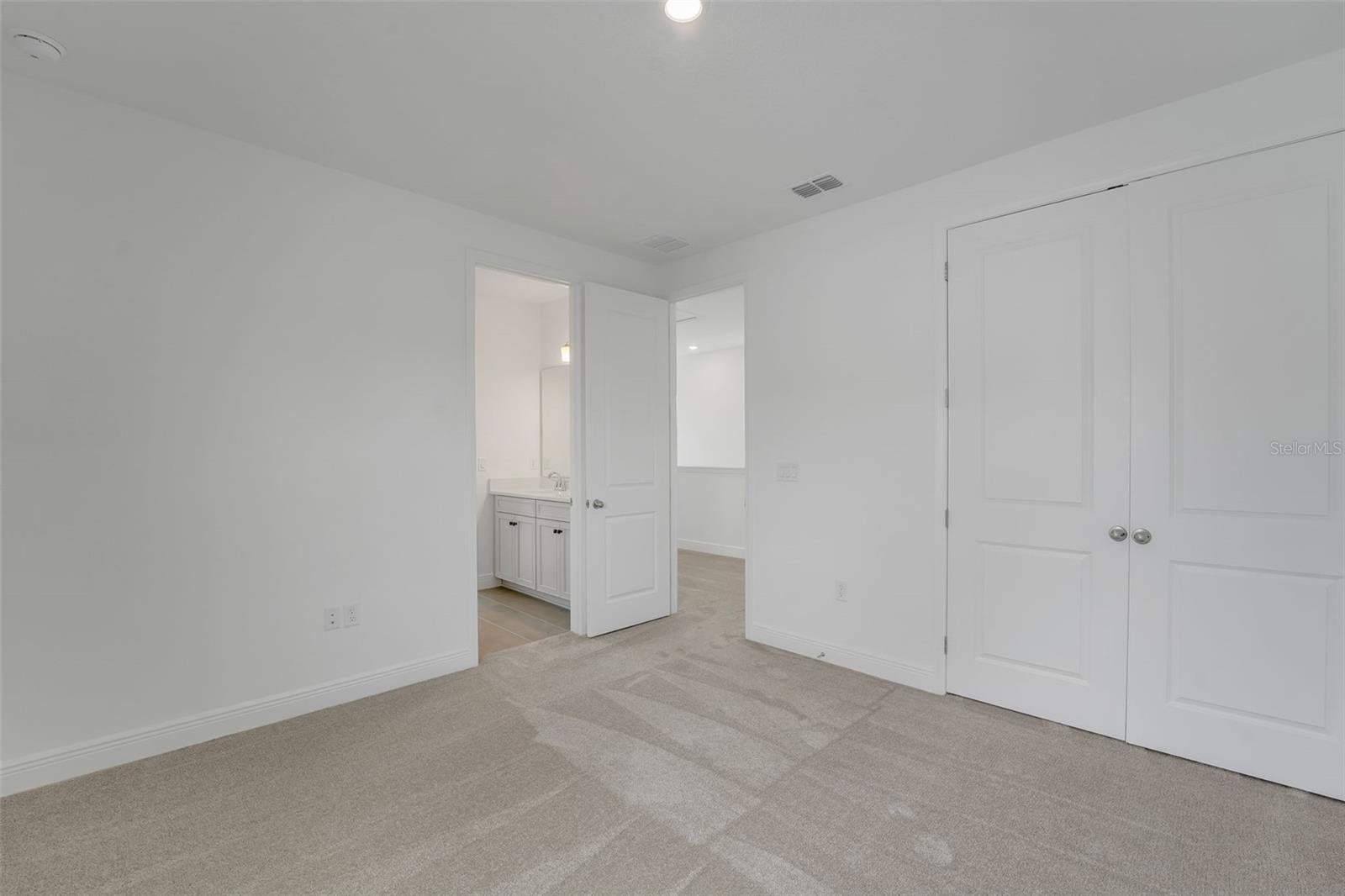 9853 Peebles St Property Photo 32