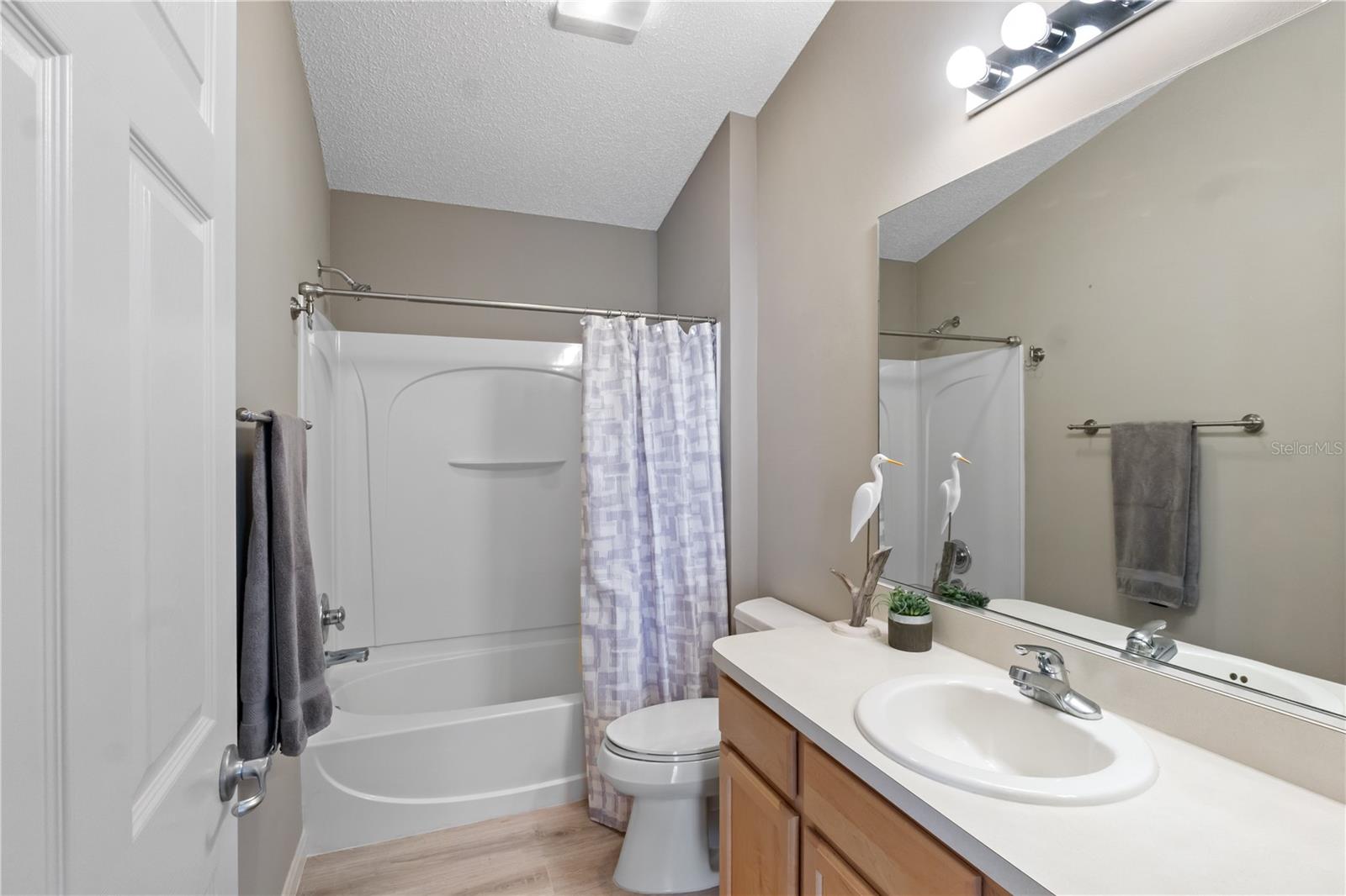 1666 Summerchase Loop Property Photo 12