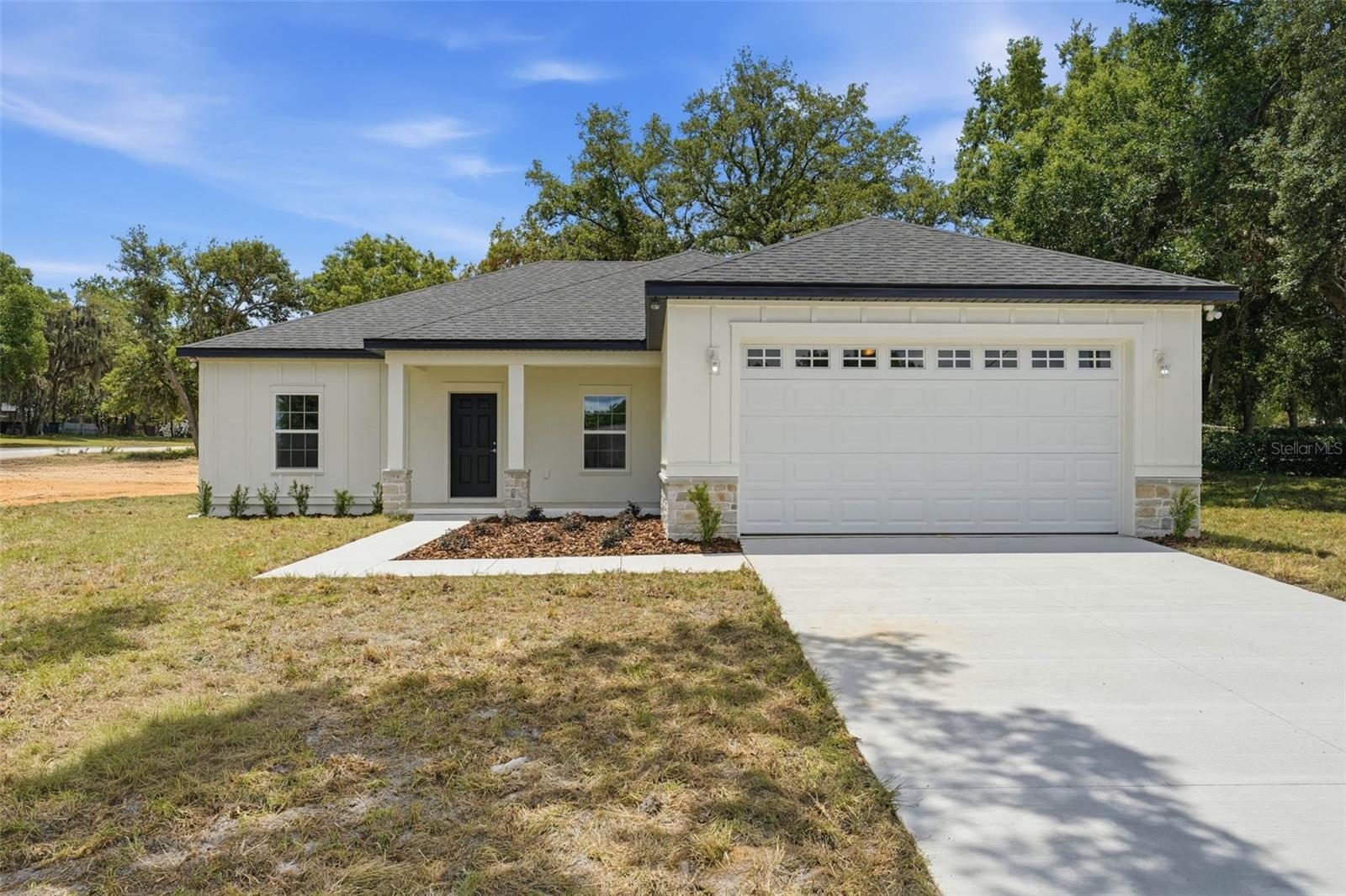13404 New York Ave Property Photo 1