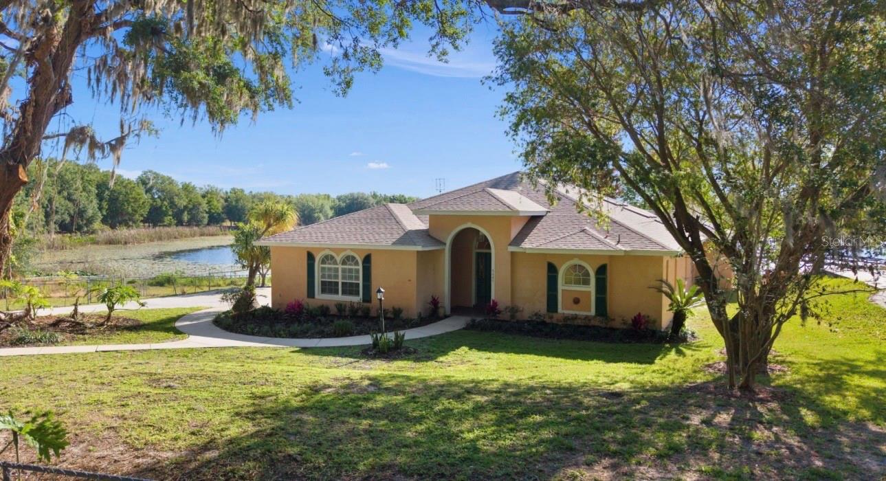 9440 County Road 561 Property Photo 1