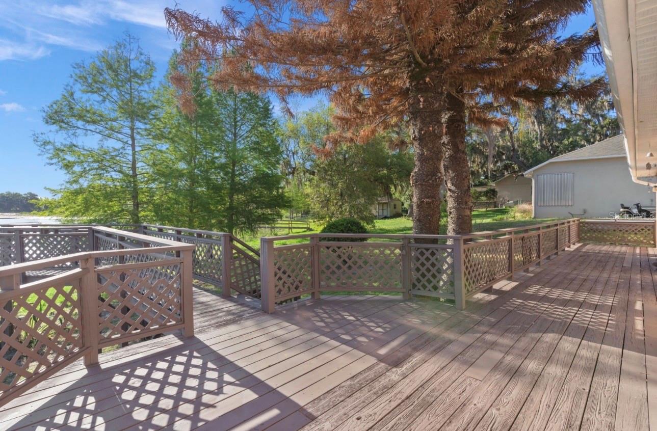 9440 County Road 561 Property Photo 46