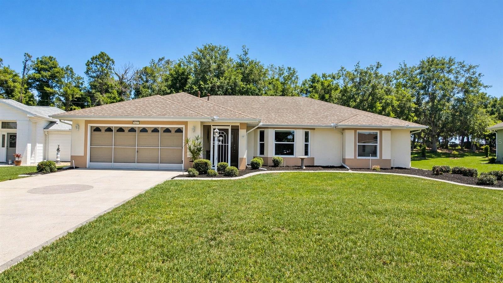 5277 Indian Ocean Loop Property Photo 2